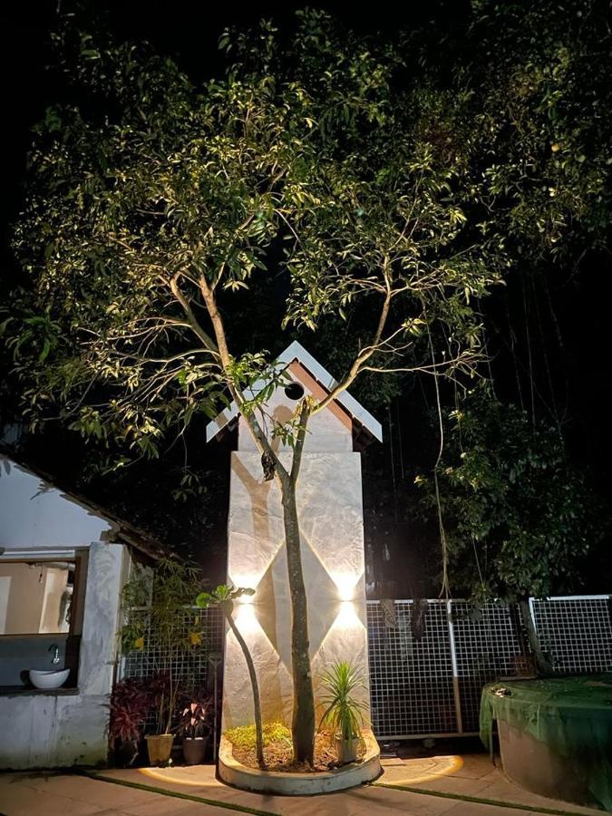 Kayyalas Courtyard Thrissur Esterno foto