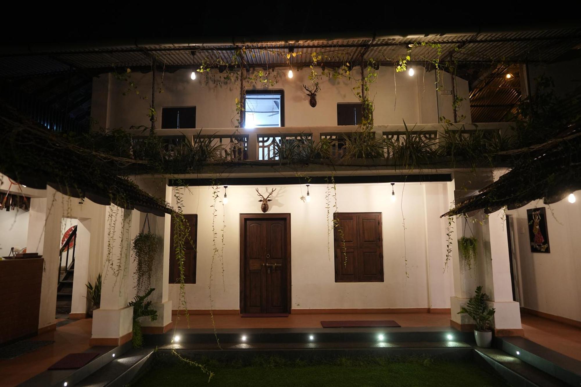 Kayyalas Courtyard Thrissur Esterno foto